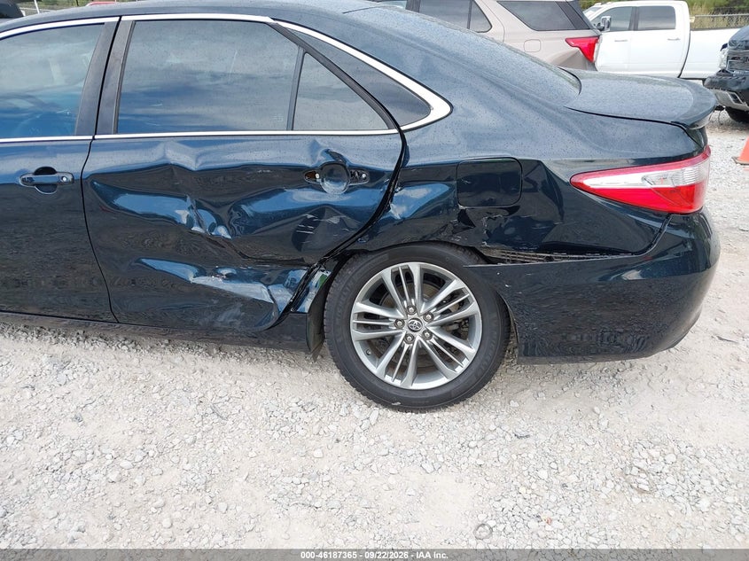 TOYOTA CAMRY - zdjęcie 6