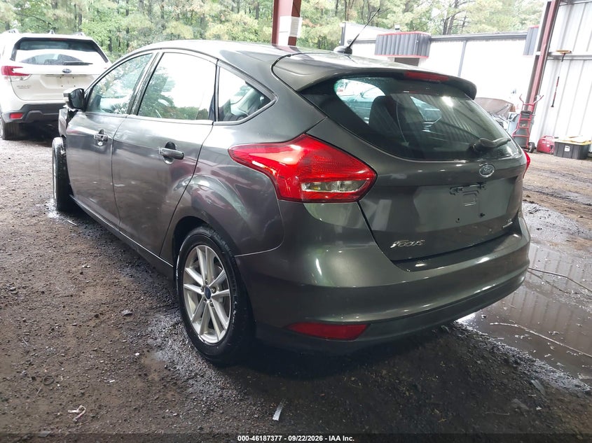 Vin: 1fadp3k22gl393401, lot: 46687261, ford focus se 20163
