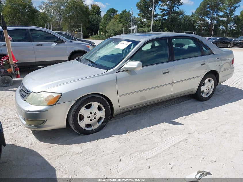 2004 Toyota Avalon, Пошкодження двигуна, IAAI, VIN 4T1BF28BX4U384064 — фото 2