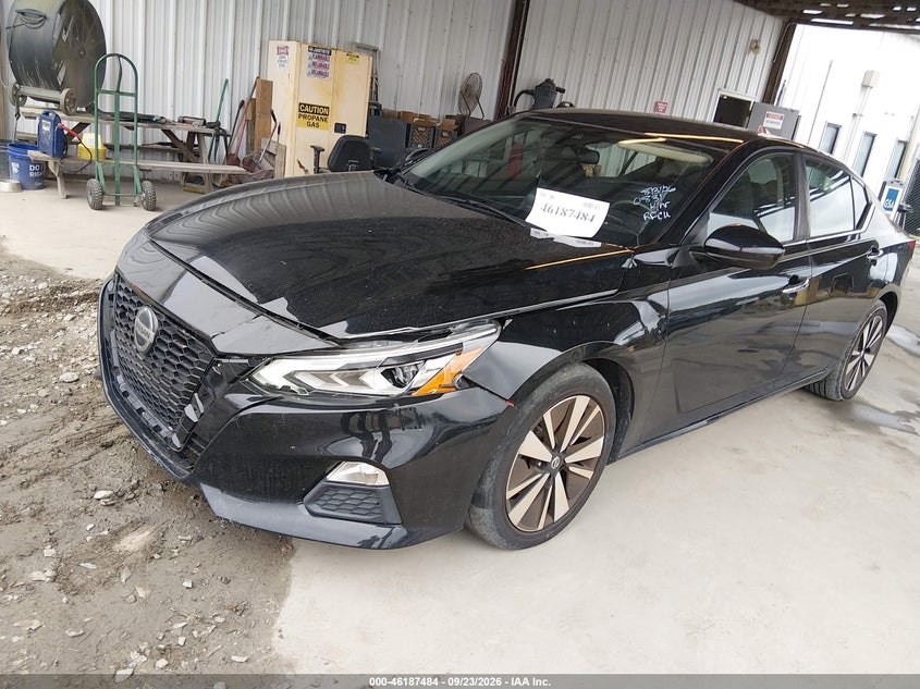 Vin: 1n4bl4dv8mn310831, lot: 46687368, nissan altima sv fwd 20212