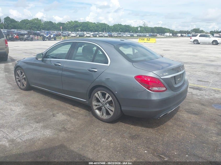 Vin: 55swf4jb8ju239622, lot: 46687372, mercedes-benz c 300 20183