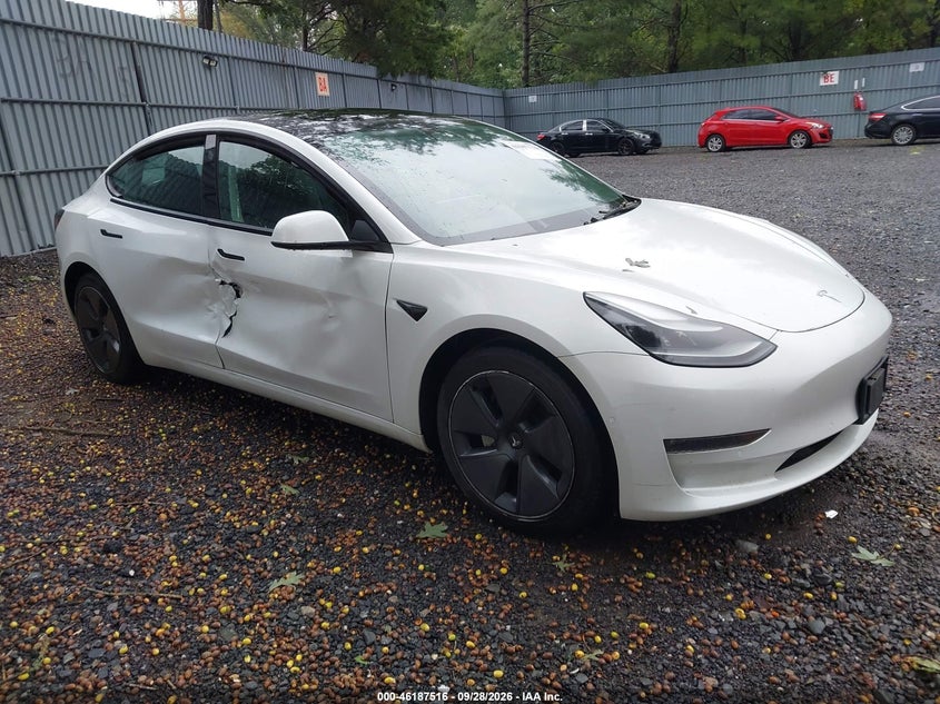 Vin: 5yj3e1eb9nf315533, lot: 46687400, tesla modelo 3 long range dual motor all-wheel drive 2022 img_1