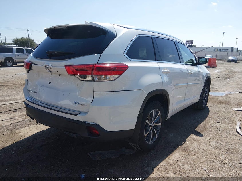 TOYOTA HIGHLANDER - zdjęcie 4