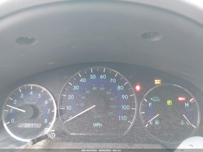 2009 TOYOTA SIENNA auction photo 7
