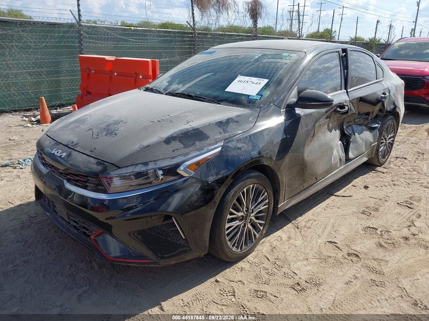 Vin: 3kpf54ad3pe585873, lot: 46687529, kia fuerte gt-line 20232