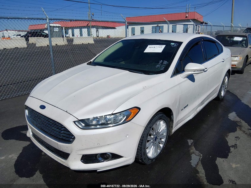 2013 FORD FUSION HYBRID SE · Фото 6