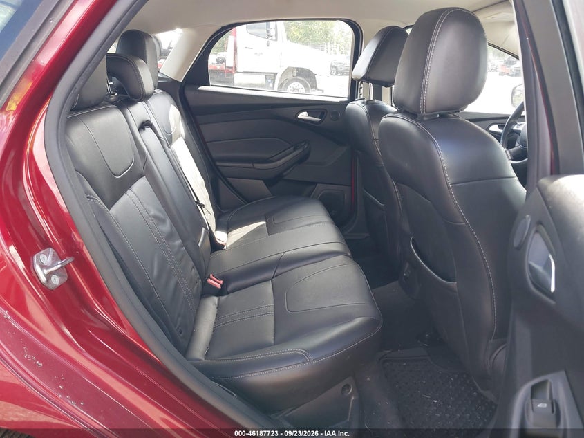 FORD FOCUS 2014 VIN 1FADP3K20EL459036