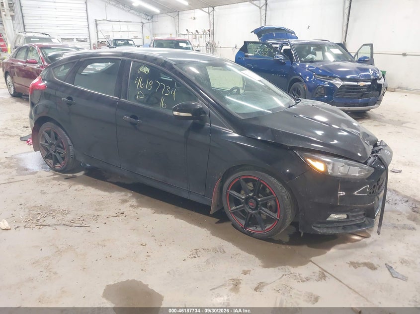 2016 FORD FOCUS ST