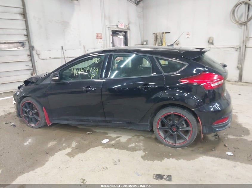 2016 FORD FOCUS ST · Фото 14