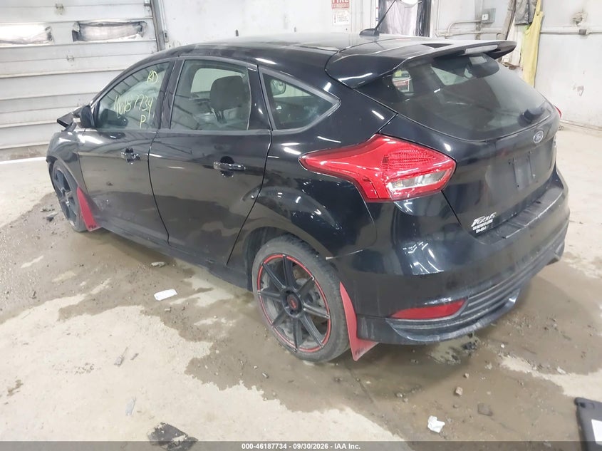 2016 FORD FOCUS ST · Фото 3