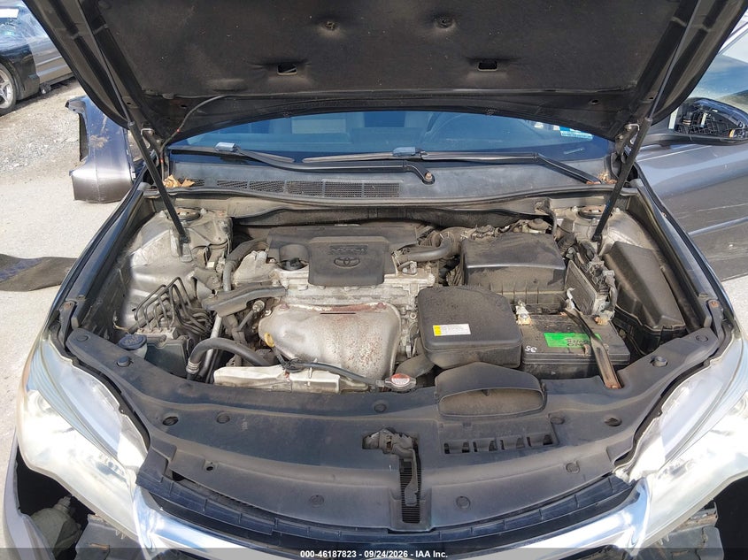 TOYOTA CAMRY - zdjęcie 10