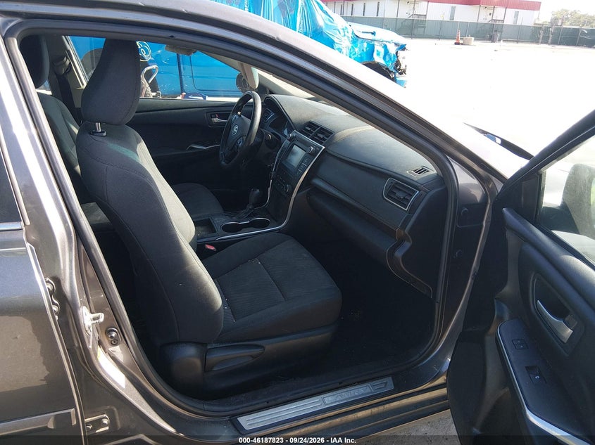 TOYOTA CAMRY - zdjęcie 5