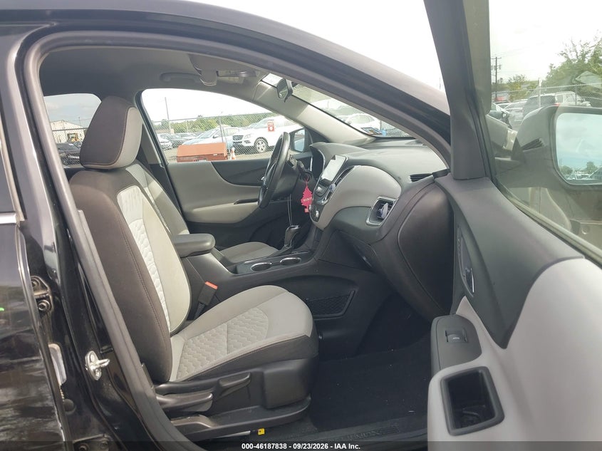 CHEVROLET EQUINOX 2018 VIN 2GNAXSEV4J6300866