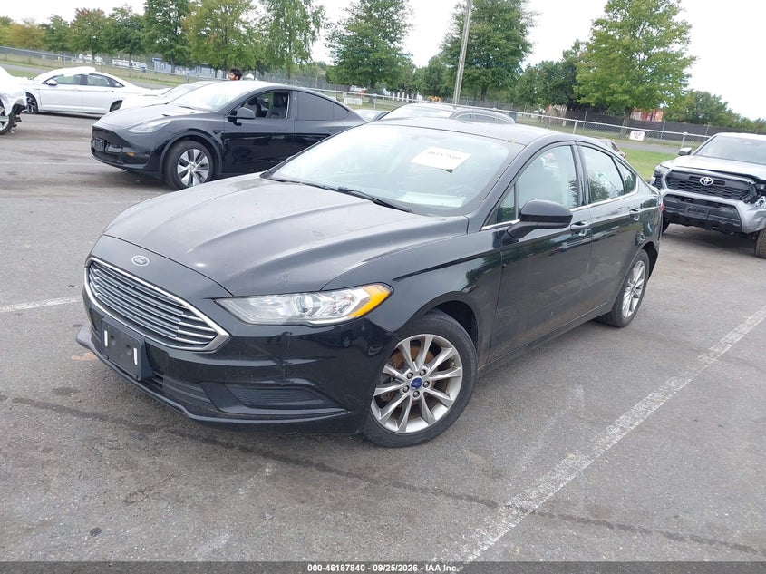 2017 Ford Fusion, Front & Rear, IAAI, VIN 3FA6P0H78HR183673 — photo 2