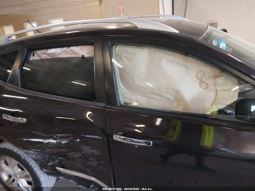 2015 NISSAN ROGUE SELECT S · Фото 18