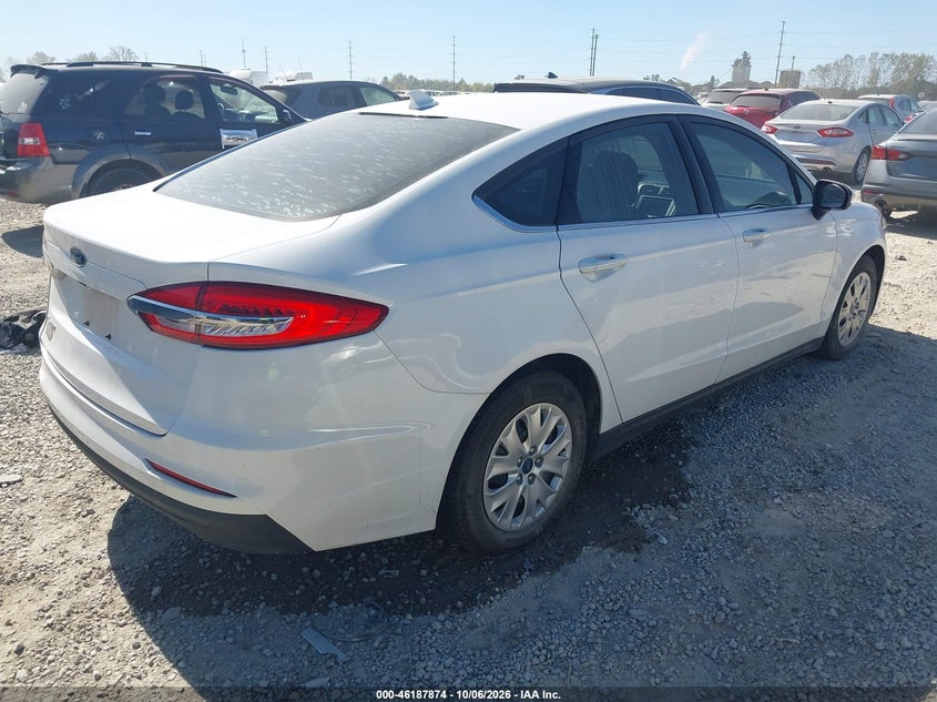 Vin: 3fa6p0g74lr258945, lot: 46687758, ford fusion s 20204