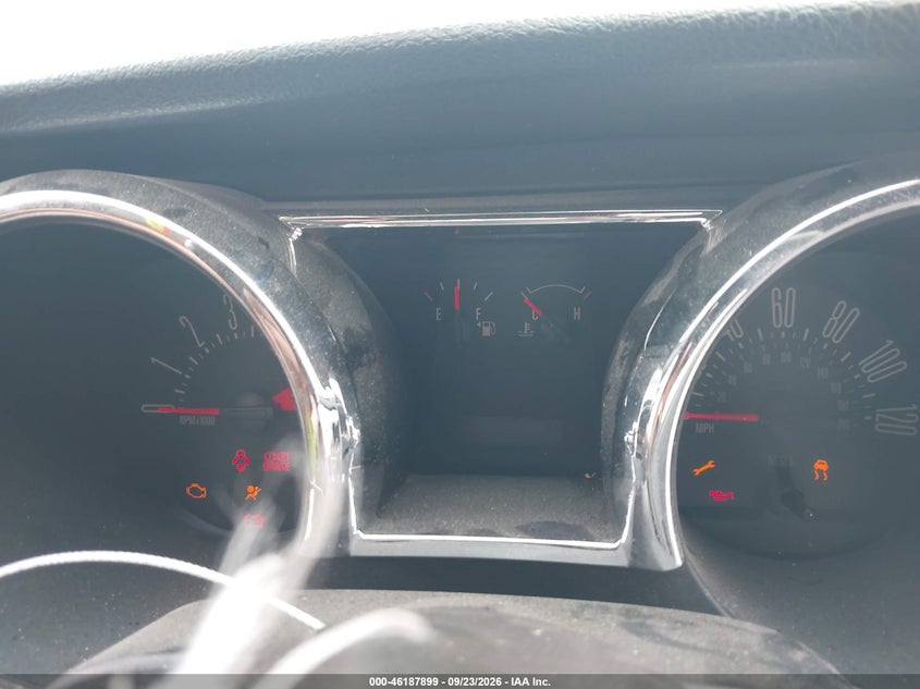 2006 FORD MUSTANG V6 · Фото 7