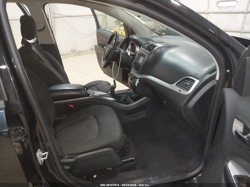 2016 DODGE JOURNEY SXT · Фото 5