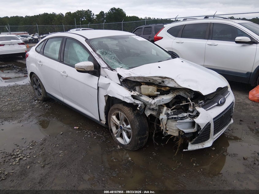 Vin: 1fadp3f2xel420299, lot: 46687839, ford focus se 2014 img_1