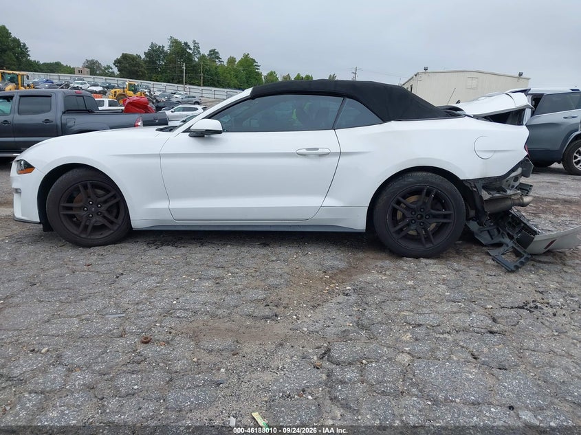 FORD MUSTANG - zdjęcie 14