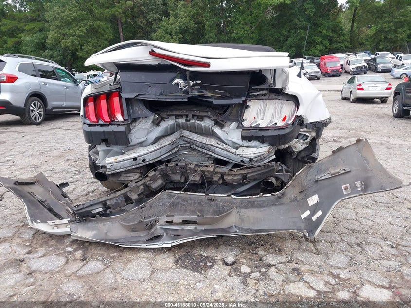 FORD MUSTANG - zdjęcie 16