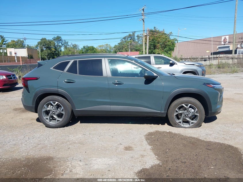 2025 CHEVROLET TRAX FWD LT · Фото 13