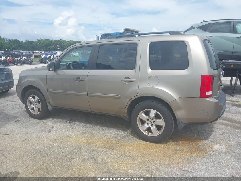 2010 HONDA PILOT EX-L · Фото 6