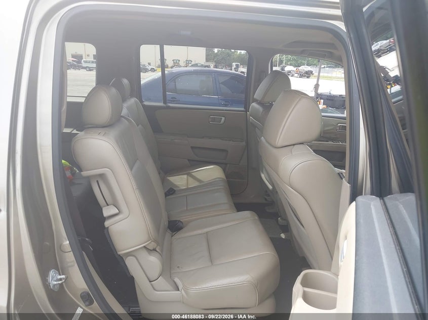 2010 HONDA PILOT EX-L · Фото 8
