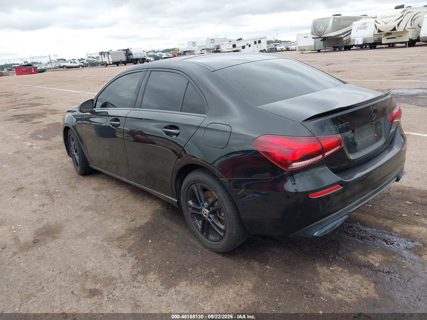Vin: w1k3g4eb7lj205586, lot: 46688014, mercedes-benz a 220 20203