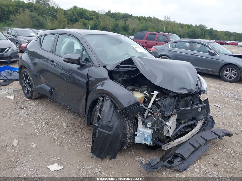 Vin: nmtkhmbx1jr021407, lot: 46688043, toyota c-hr xle 2018 img_1