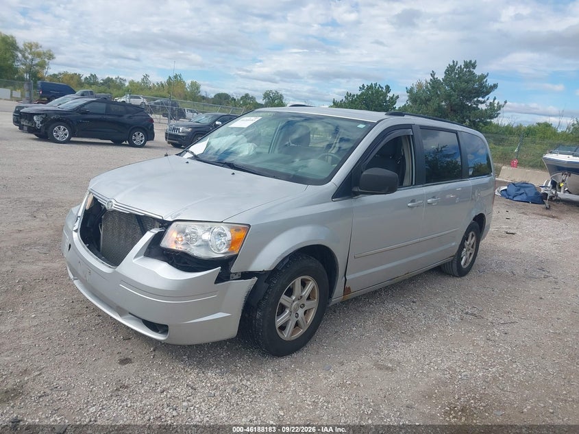 Vin: 2a4rr5d15ar359066, lot: 46688067, chrysler town & country touring 20102