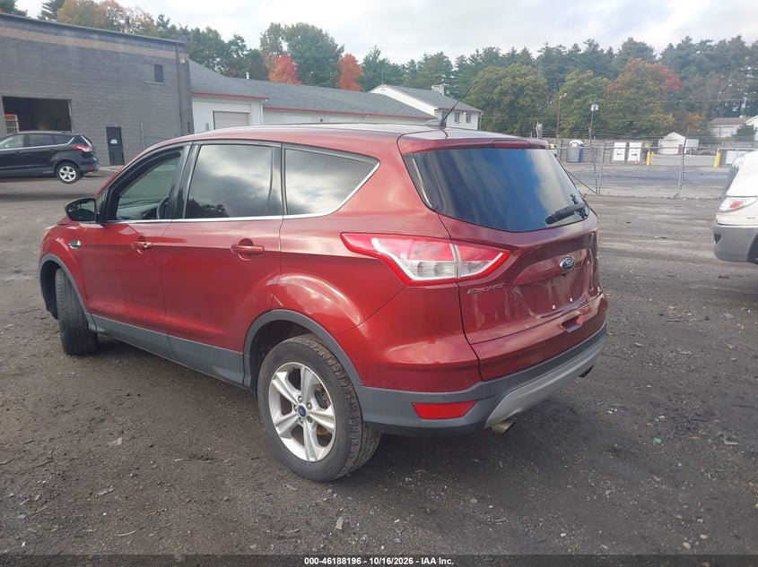 Vin: 1fmcu9gx8fua55303, lot: 46688080, ford escape se 20153