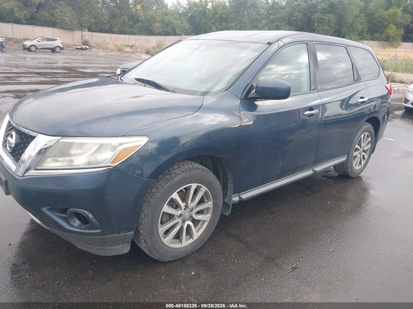 2013 NISSAN PATHFINDER auction photo 2