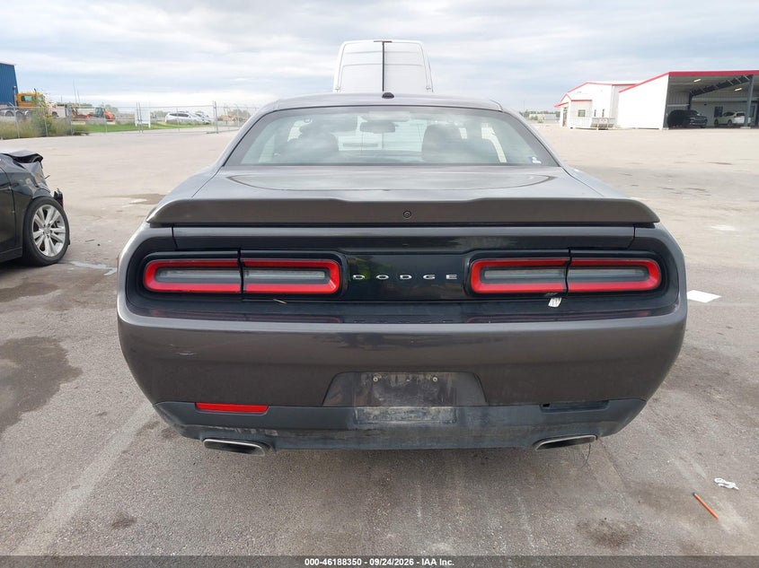 DODGE CHALLENGER - zdjęcie 17
