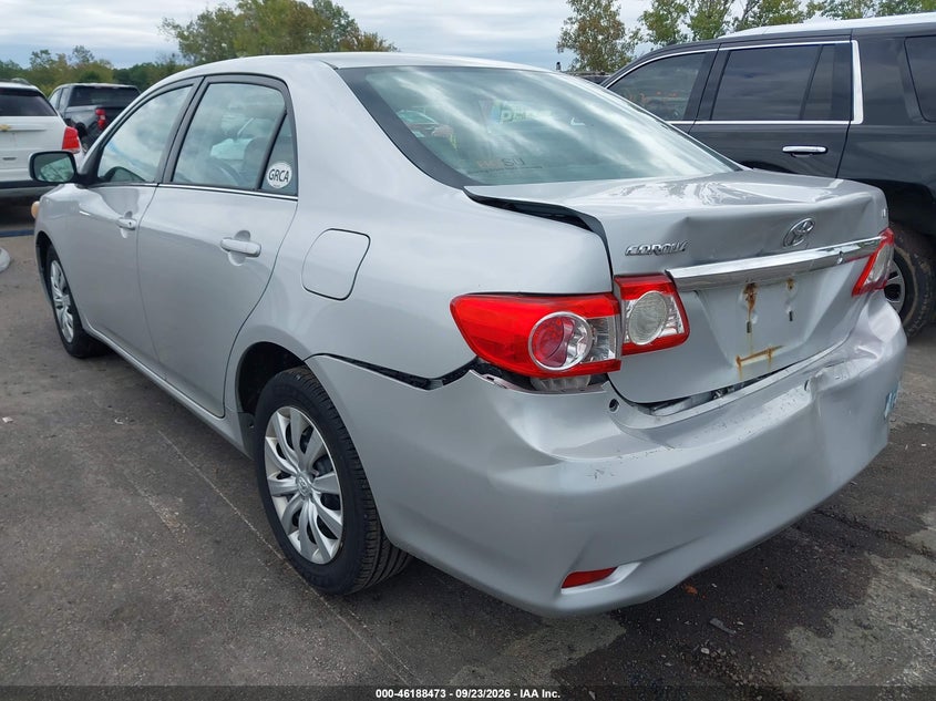Vin: 2t1bu4ee2dc040939, lot: 46688357, toyota corolla le 20133