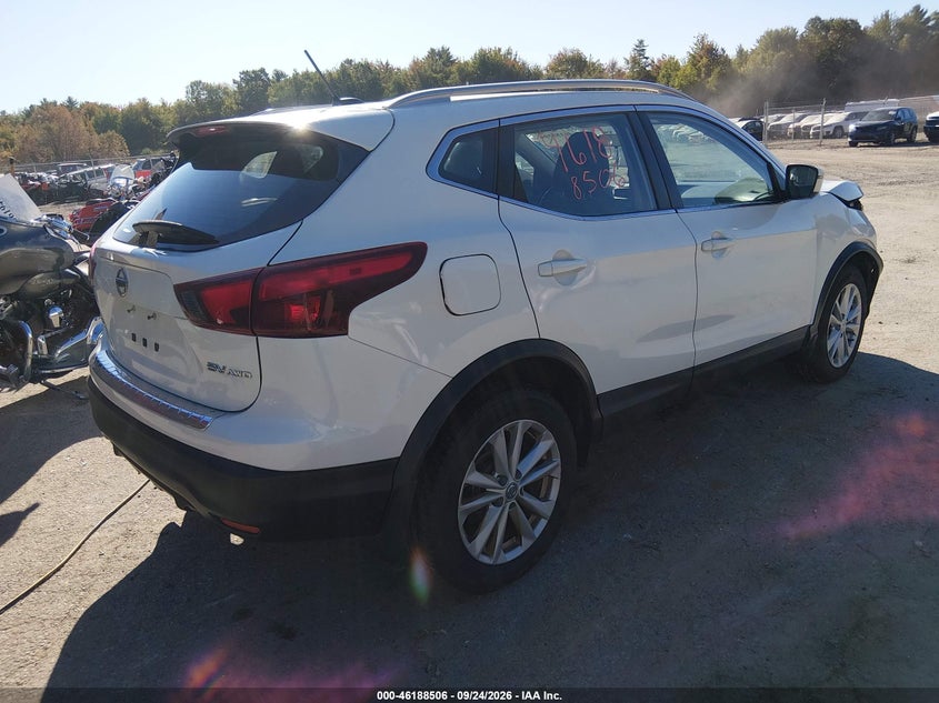 Vin: jn1bj1cr2hw134252, lot: 46688390, nissan rogue sport sv 20174