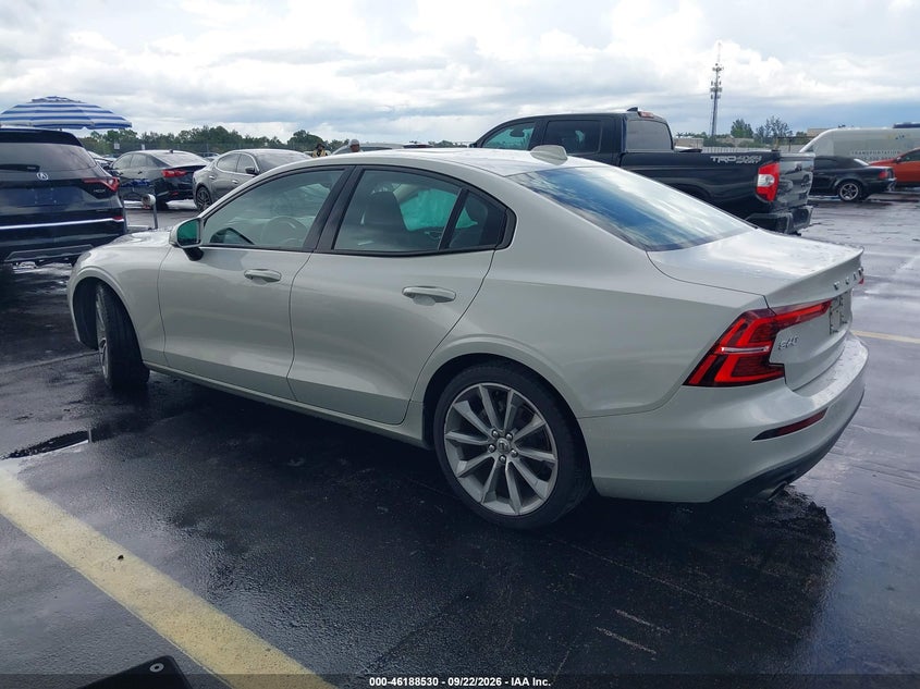 Фото 3 - VOLVO S60