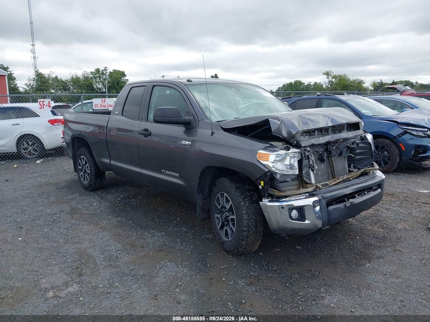 TOYOTA TUNDRA 4WD TRUCK - zdjęcie 1