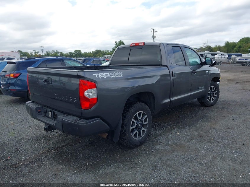 TOYOTA TUNDRA 4WD TRUCK - zdjęcie 4