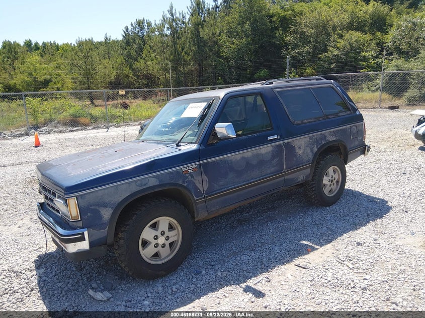 CHEVROLET BLAZER 1989 VIN 1GNCT18Z8K8249655