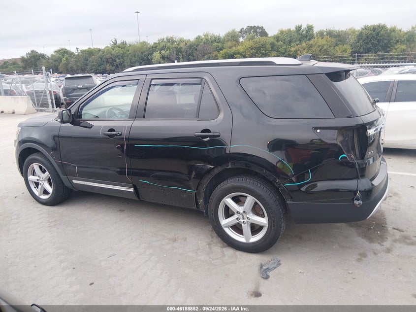 2017 FORD EXPLORER XLT · Фото 15
