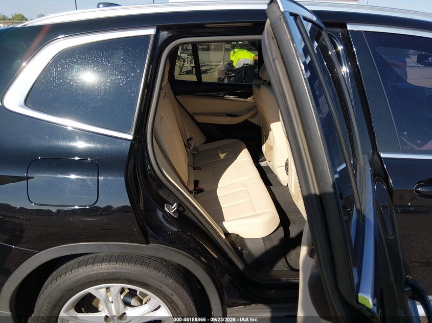 BMW X3 - zdjęcie 8