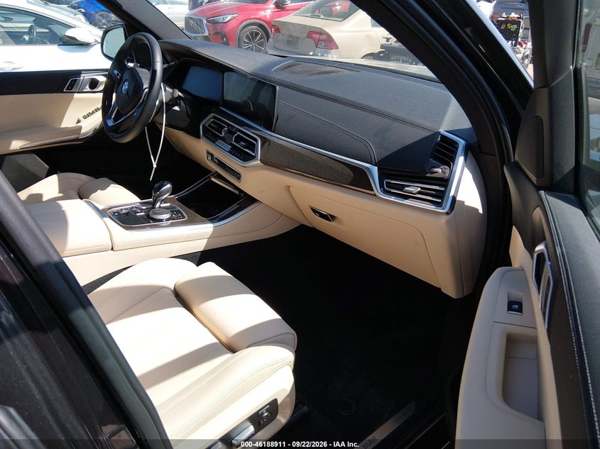 2022 BMW X5 auction photo 5