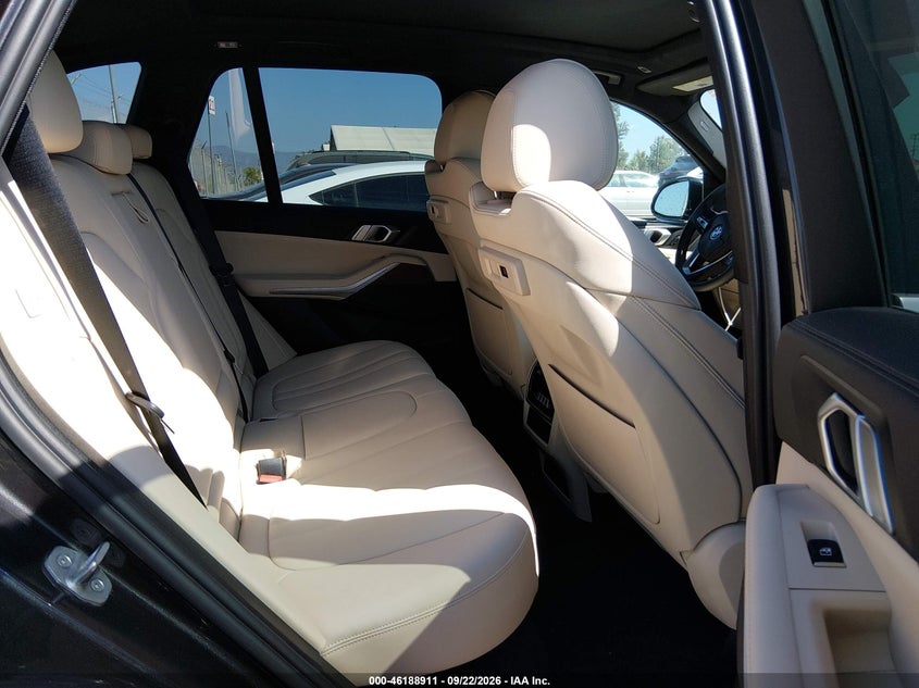 2022 BMW X5 auction photo 8