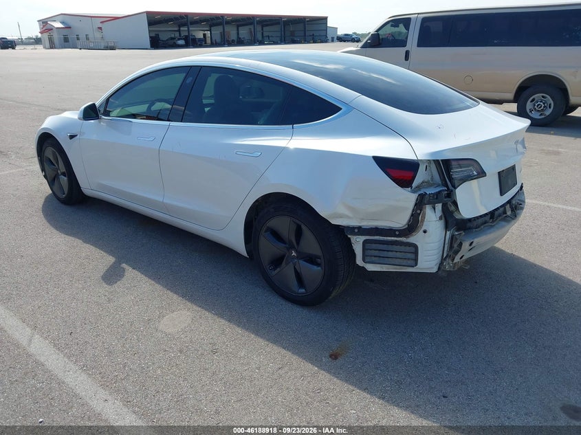 Vin: 5yj3e1eb8kf494448, lot: 46688802, tesla model 3 20193