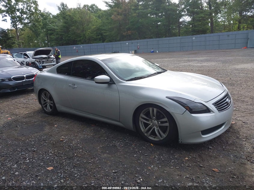 2009 INFINITI G37X