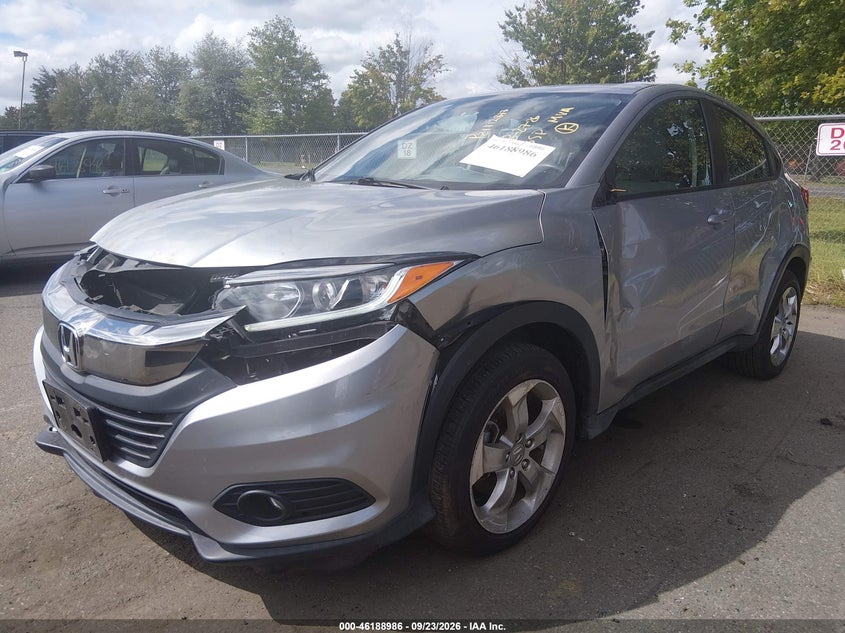 2022 Honda Hr-V Awd Lx, Front End, IAAI, VIN 3CZRU6H31NM740166 — photo 2