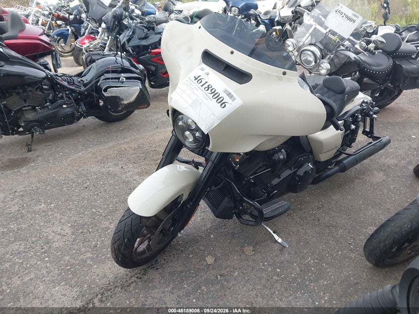 HARLEY-DAVIDSON FLHXST 2023