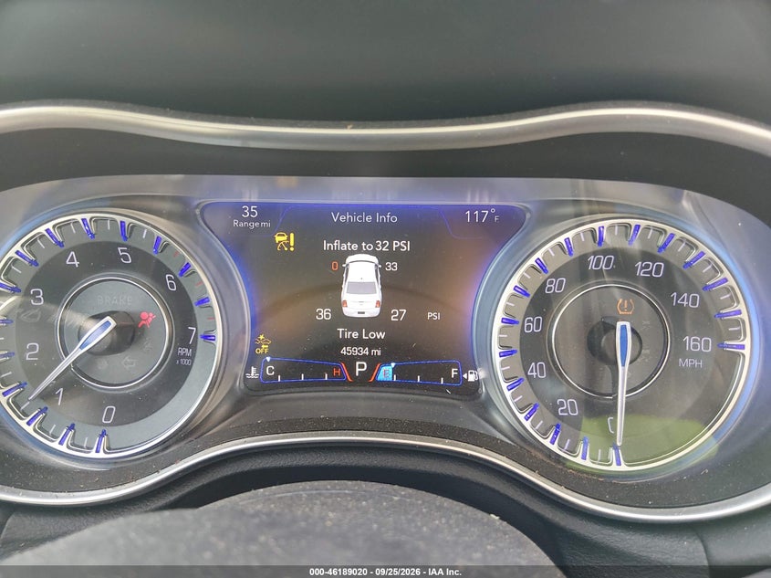 2018 CHRYSLER 300 300C · Фото 7