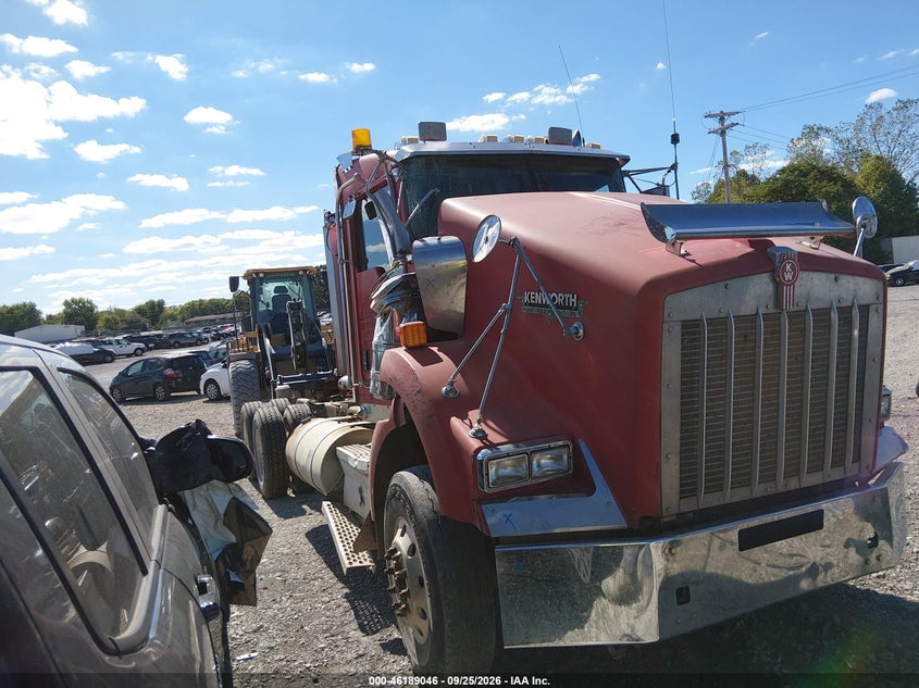 2005 KENWORTH CONSTRUCTION T800